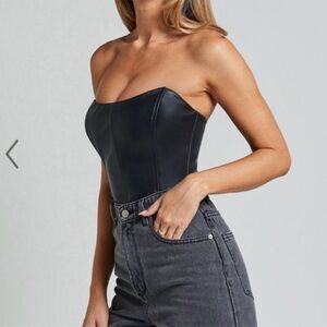 Showpo Elegant Black Strapless Crop Top